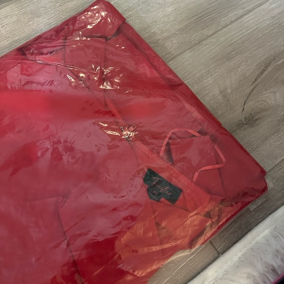 Women’s red dress new in poly bag never worn brand fiestar - Picture 5 of 7